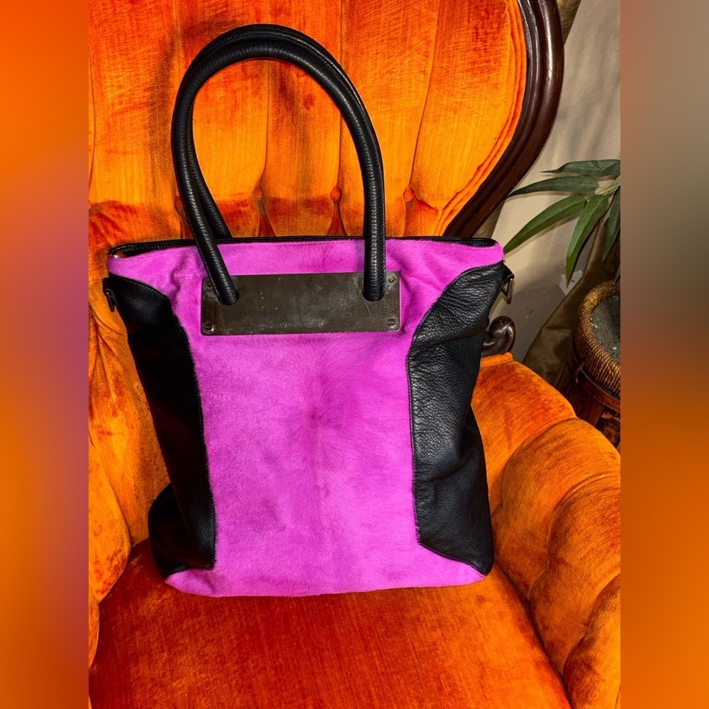 Heather Henry Color Block Fuchsia Fur & Black Pebbled Leather Tote Bag​​